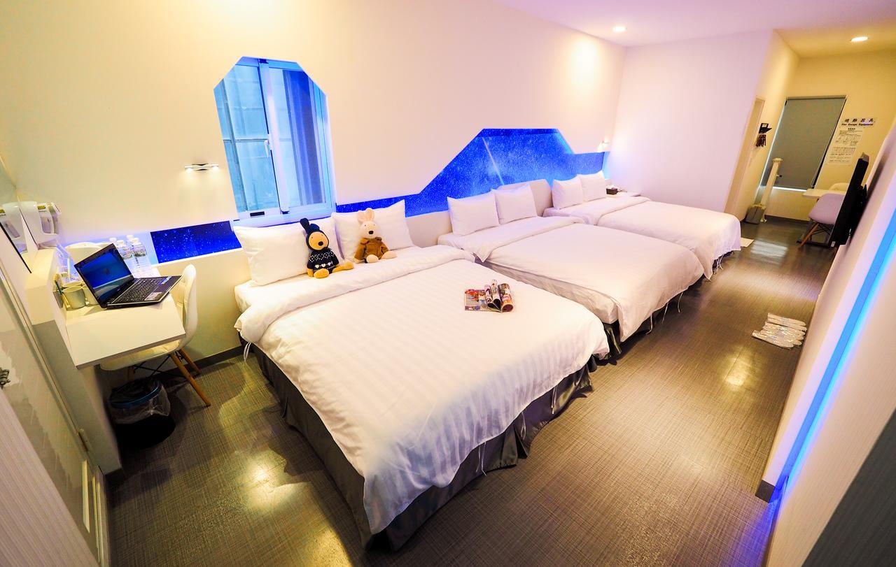 Galaxia Business Hotel Taichung Exterior foto