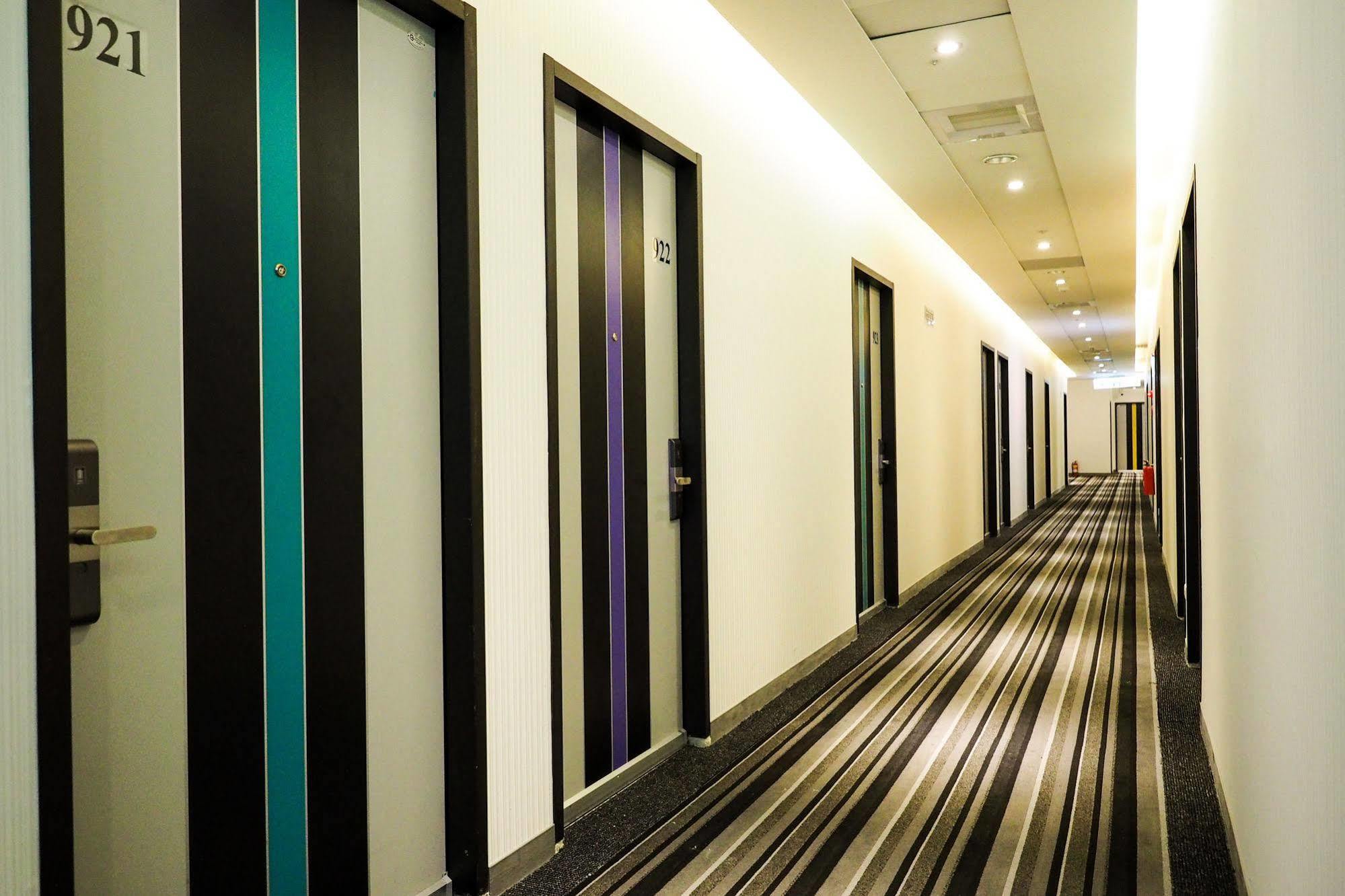 Galaxia Business Hotel Taichung Exterior foto